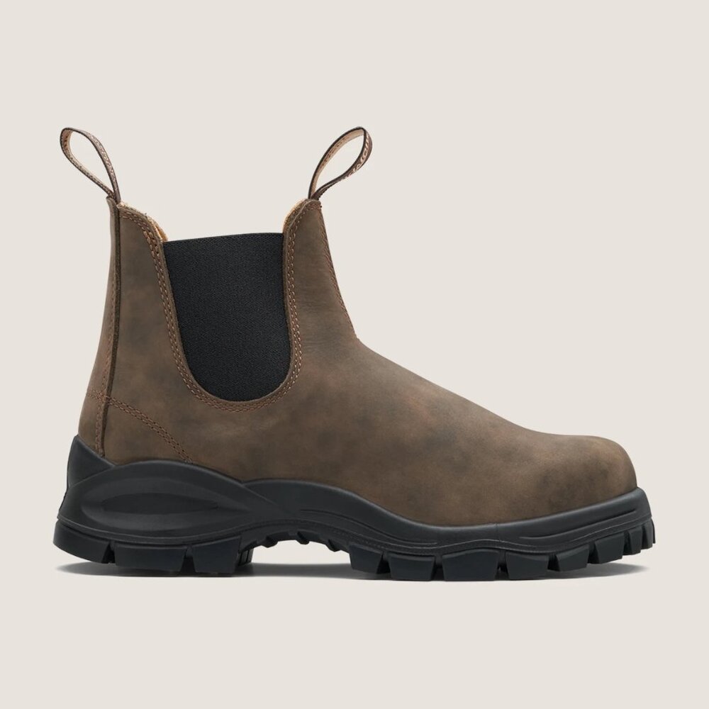Blundstone Women’s 2239 Women's Lug Chelsea Boots – Size 9.5 US